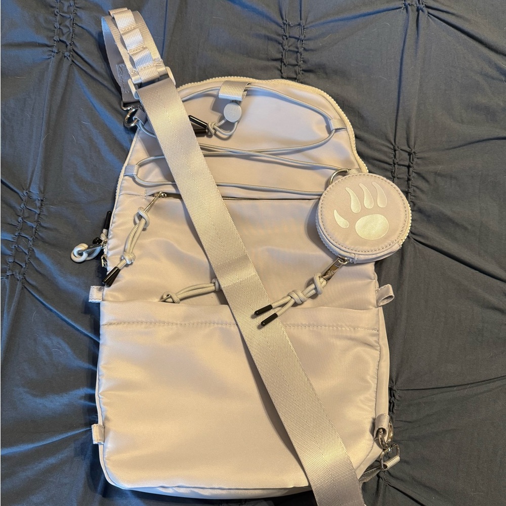 Light gray Crossbody Bag convertible BearPaw